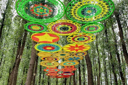 Landscape Rope‑Net Round Disc